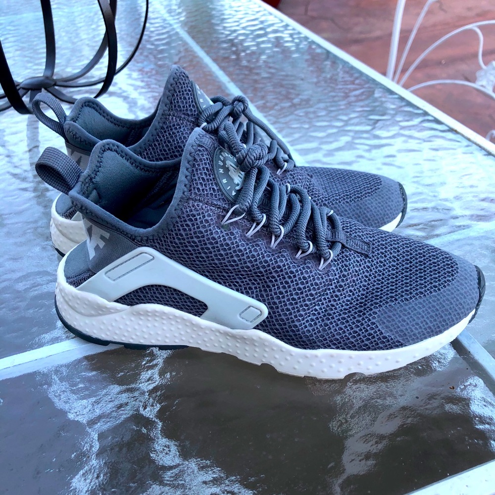 Women’s Nike Huarache